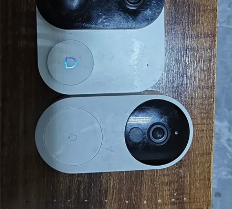两个可视门铃，插电都能开机，不会用！360...