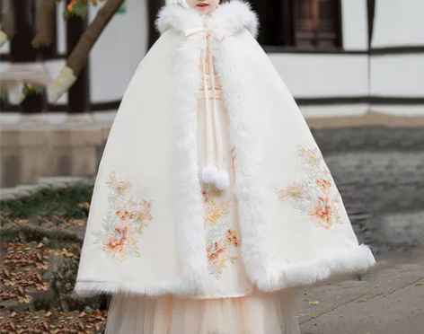 儿童香槟色汉服襦裙2023冬季玉琉璃新年拜...