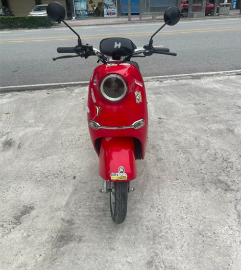 哈啰棒途电动车小龟王，60伏5个电瓶，去年...