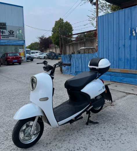 哈啰棒途电动车，车况极好，感兴趣私聊 感兴...