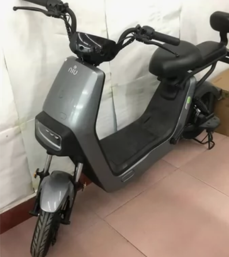 公司福利，全新小牛牌的电动车，实体店300...