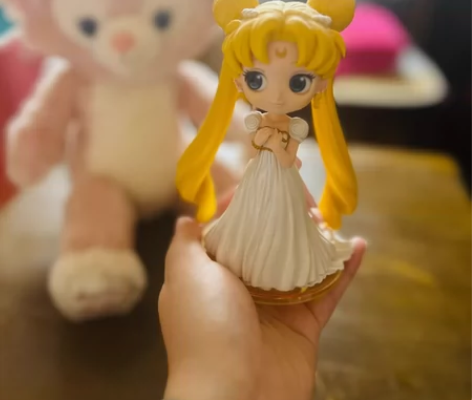 PopMart 美少女战士水冰月婚纱版手办...