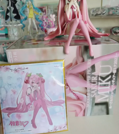 FuRyu 初音未来 樱初音睁眼坐姿202...