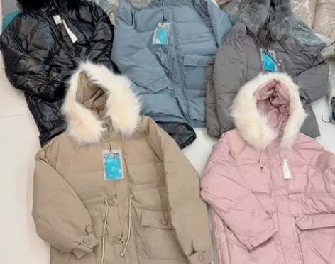 大量直播女装羽绒服毛呢羊绒大衣批发货源供应...