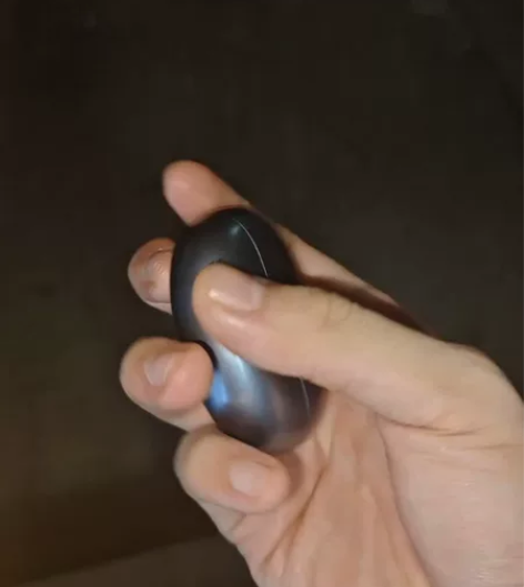 荣耀亲选x5sPro的耳机仓，才买了半年，...