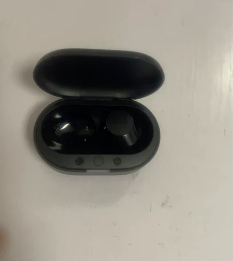 飞利浦耳机 只剩下一个了 感兴趣的话点“我...