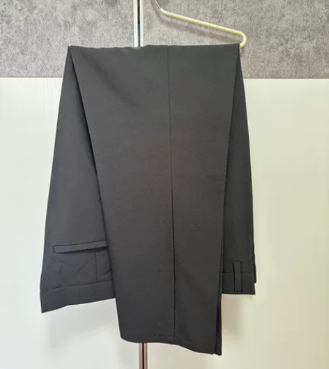 男士西装九分裤 仅仅是试穿，然后减肥了，腰...