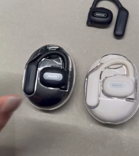 Remax的挂耳式运动耳机生活软硅胶材质不...