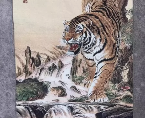 (忍痛转让)着急出，高价买的虎刺绣织锦画，...