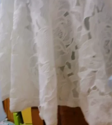 女子会舍认同原价1099，背心里面吊带两件...