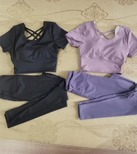 剩余10套瑜伽服套装女跑步健身背心运动专业...