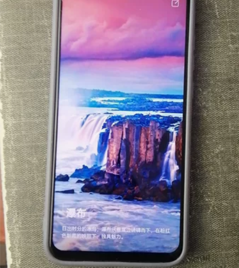荣耀10青春版手机，64g内存，实拍如图，...