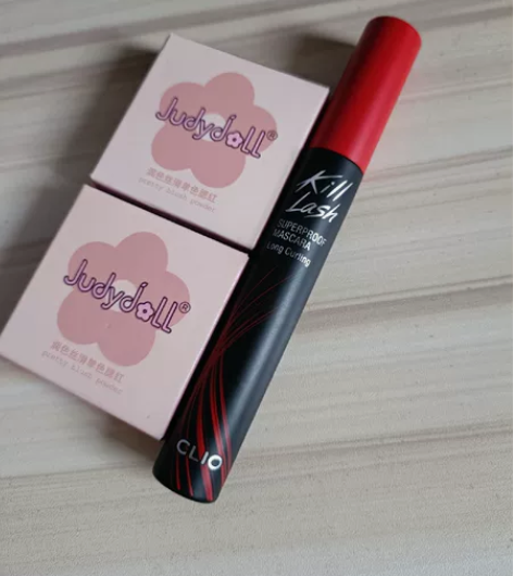 打包:橘朵腮红35号*2个+clio睫毛膏...