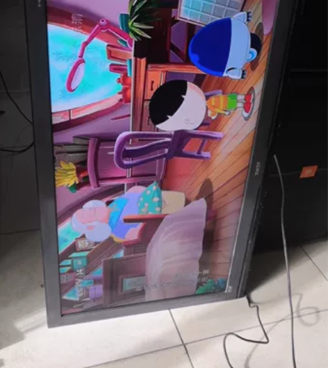 42寸清华同方液晶电视，画面清晰颜色鲜艳亮...