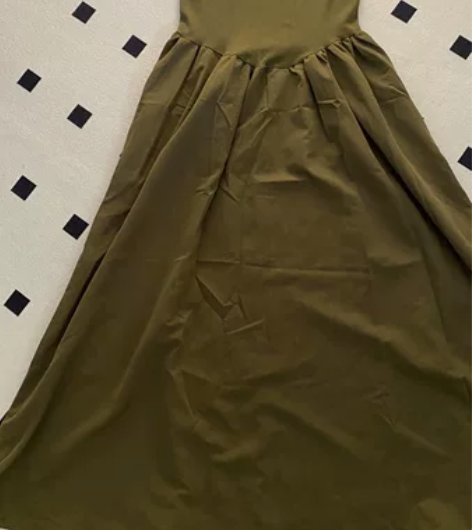 这个颜色很显白! 感兴趣的话点“我想要”和...