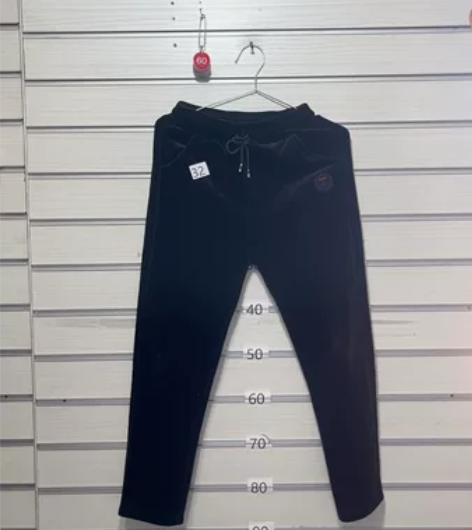 女士加绒休闲裤腰围平铺32厘米 感兴趣的话...