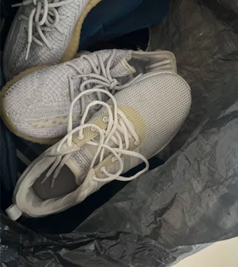 一大袋子旧鞋，大概15双左右，均42码，阿...