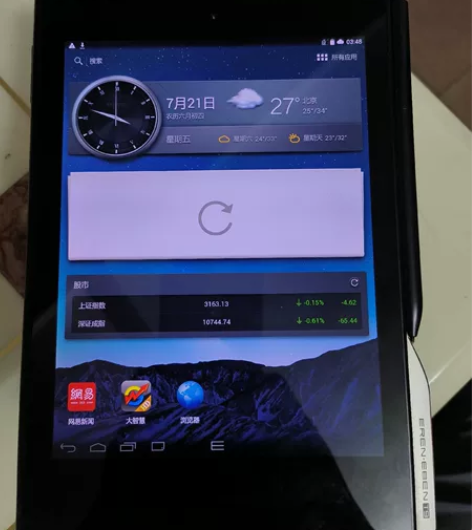 E人Ｅ本T9   2-64G内存 功能正常...