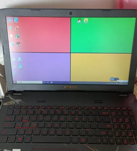 华硕飞行堡垒 挺久之前的一个笔记本电脑 完...