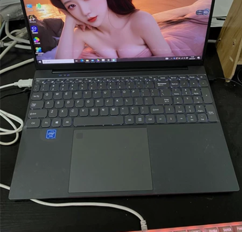 低价出最后一台！ 七K多的16寸顶配游戏本...