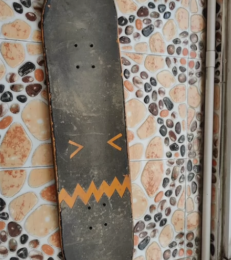 一块破的不能再破的板子，我就给他定义伊拉克...