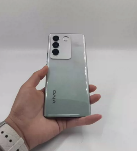 ?VIVO. S16 12+512. 95...