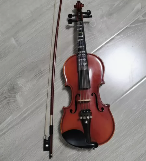 闲置小提琴孩子用过的小提琴，1/4的，使用...