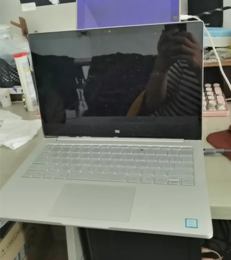 ?小米笔记本，几个月不用充电不开机了，充电...