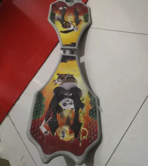 蛇形车两轮滑板车,大人小孩都可以用实体店1...