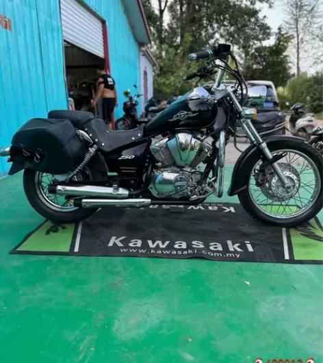 闲置几台摩托车机车复古太子铃木悦酷150 ...