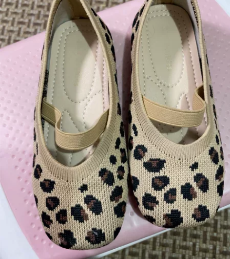 女童小豹纹针织布布鞋，尺码28（鞋外长17...