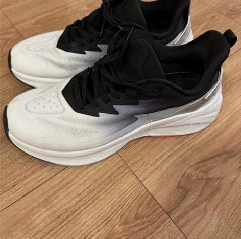 安踏云踪男鞋 安踏官网购买的鞋码是43码穿...