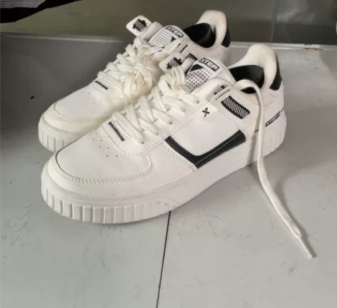 特步41码男鞋 图片实拍 二手售出不退换 ...