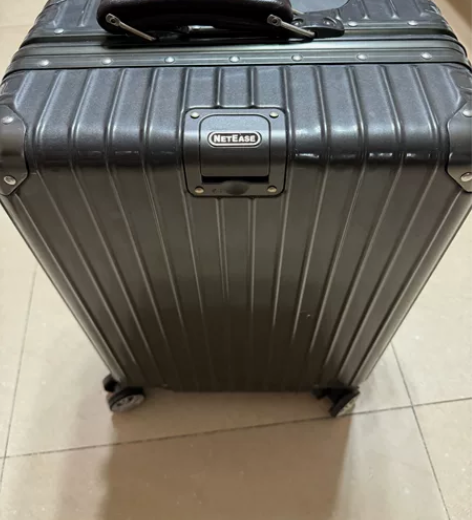 网易严选 行李箱 20寸可登机纯pc经典亮...