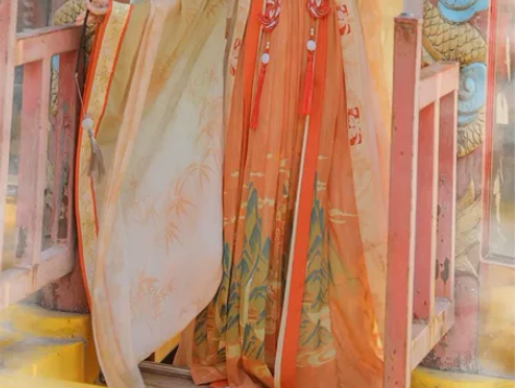 龙锦翡缇兰原创唐制诃子裙汉服女2024新款...