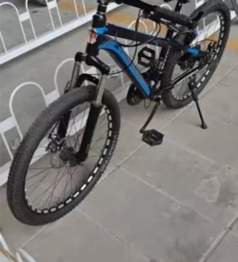 全新凤之星变速山地24寸，因使用电动车闲置...