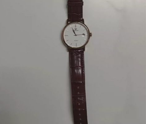 正品天王手表，自带，换新闲置，紧更换电池和...