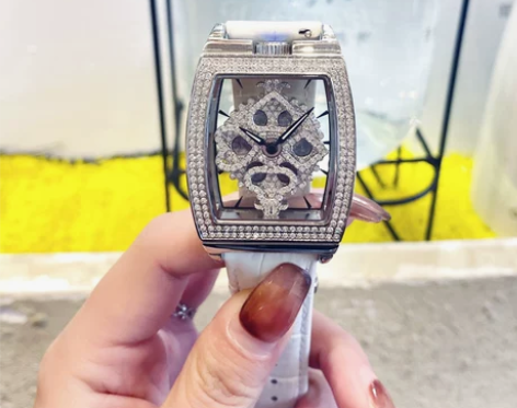 扑克时来运转女神手表女满天星新款轻奢小众女...