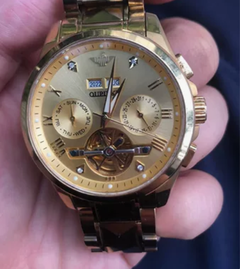 欧品客 只买了几个月手表比较重不习惯带机械...
