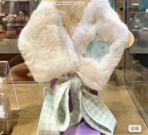 上海迪士尼杰拉多尼，托尼毛绒围脖，有两条均...