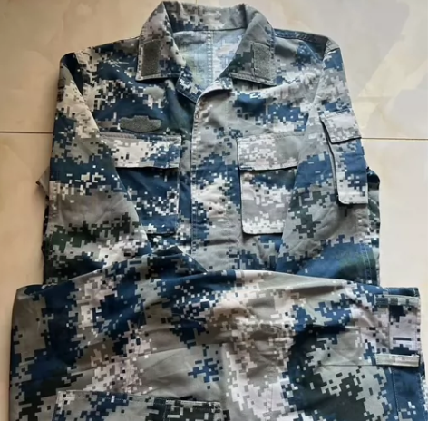 二手迷彩工作服套装首选，九成新以上夏季工作...