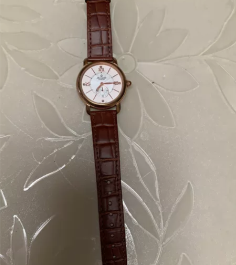 2012年在商场购买，瑞士小牌子，买成26...