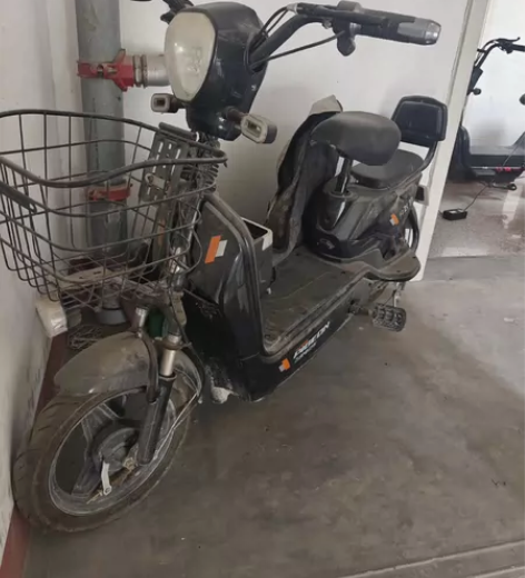 出售飞鸽电动车一辆48v20a，车况良好，...