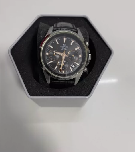 卡西欧手表，没电池，正常使用 感兴趣的话点...