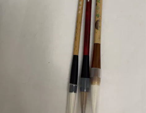 毛笔,三只,全新未用。价格是三只一起的价,...