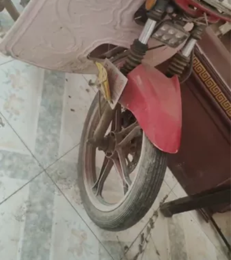 125摩托车，没有牌照，滑县小铺，要的联系...