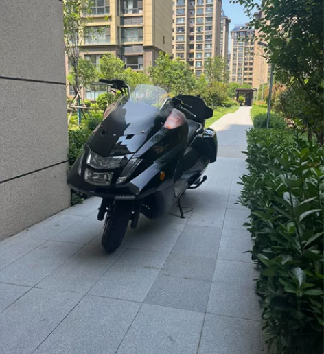 移动大船250排量跑了才几千公里一直在家吃...