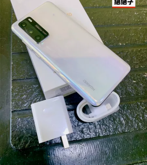 手机详情。95新 华为P 40 原装机 5...