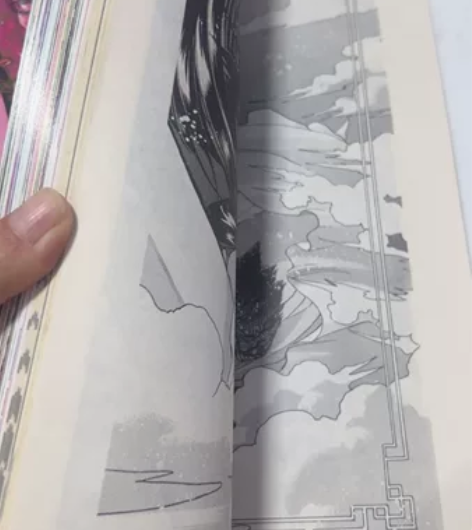 clamp古早绝版设定画集，绝版 边角有泛...