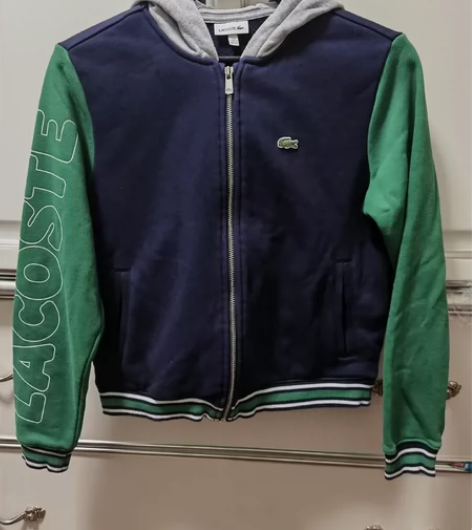 鳄鱼cartelo藏青拼色，棒球带帽卫衣 ...